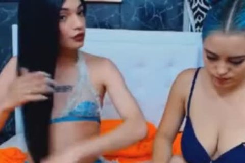 Sexy Tranny Fucks Her Female Friend