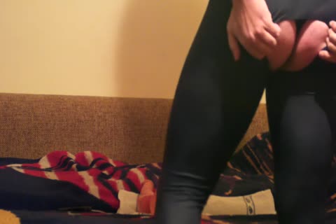 Leggings Dildo Ride