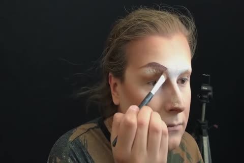 Shemales Doing Makeup - makeup at Shemale Porn Tube