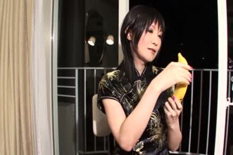 Tranny Shemale Playing With Her Toys