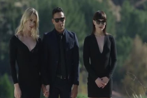 Tbabe Natalie Kneels And suck guys Boner